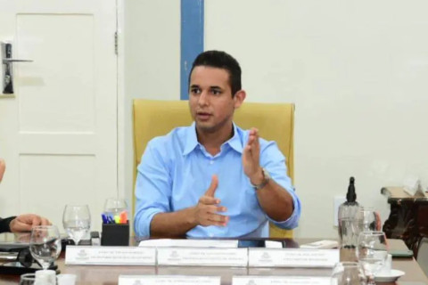 Allyson Bezerra pode renunciar prefeitura em fevereiro para se candidatar ao governo